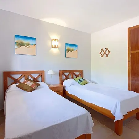 Apartamentos Colomar Es Figueral Exterior photo